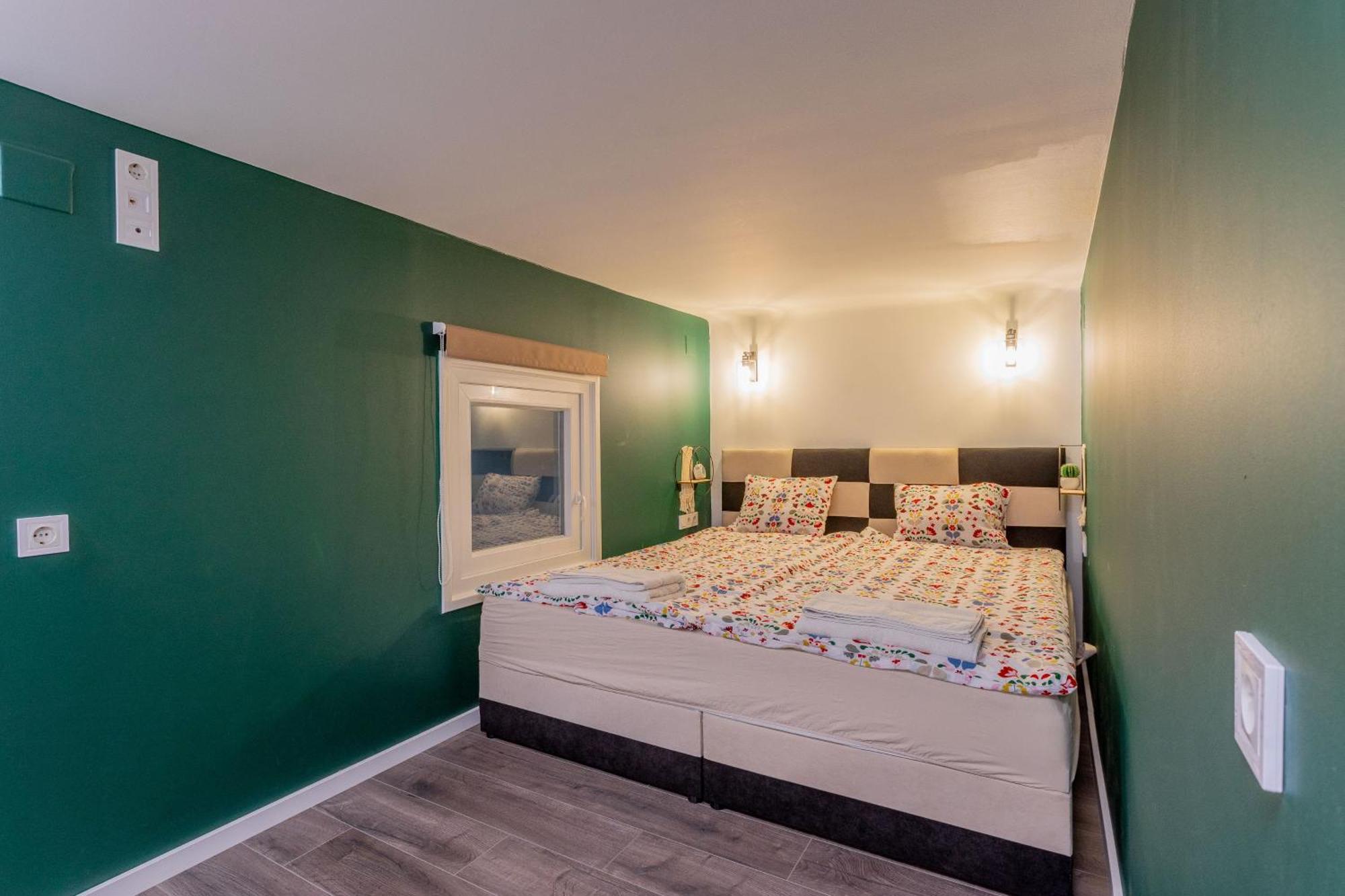 Full Equipment Designed Apartment In The Heart Of Budapest For 4 People Esterno foto
