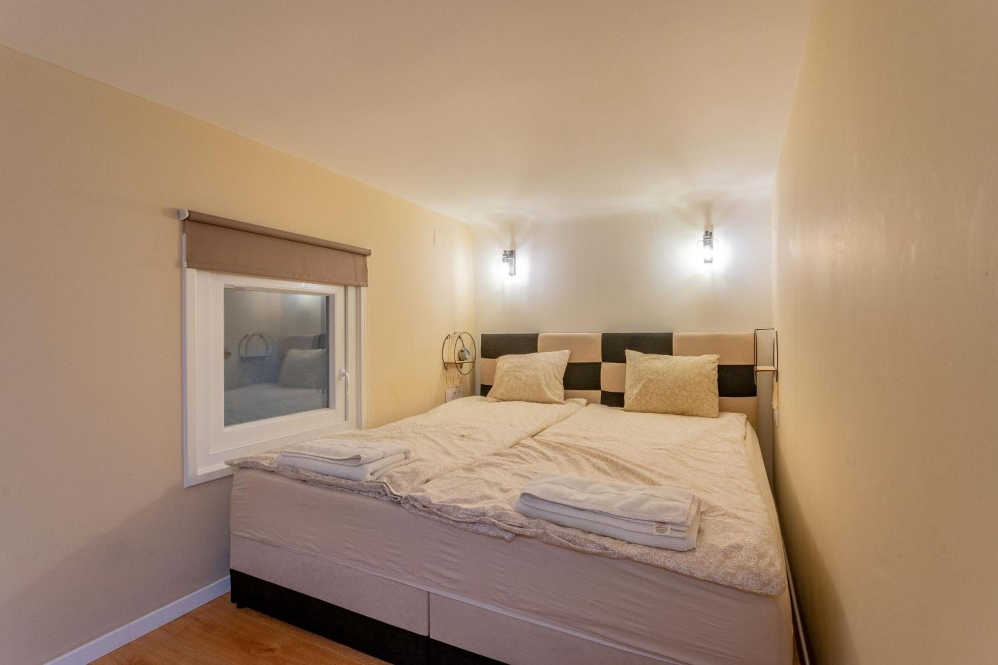 Full Equipment Designed Apartment In The Heart Of Budapest For 4 People Esterno foto